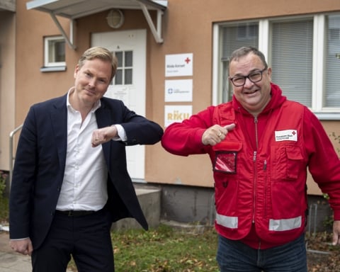 Paf CEO Christer Fahlstedt & Red Cross manager Tomas Urvas